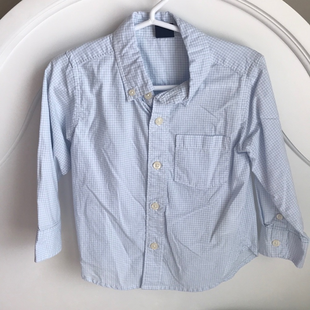 NWOT Gap Button Down Size 2
